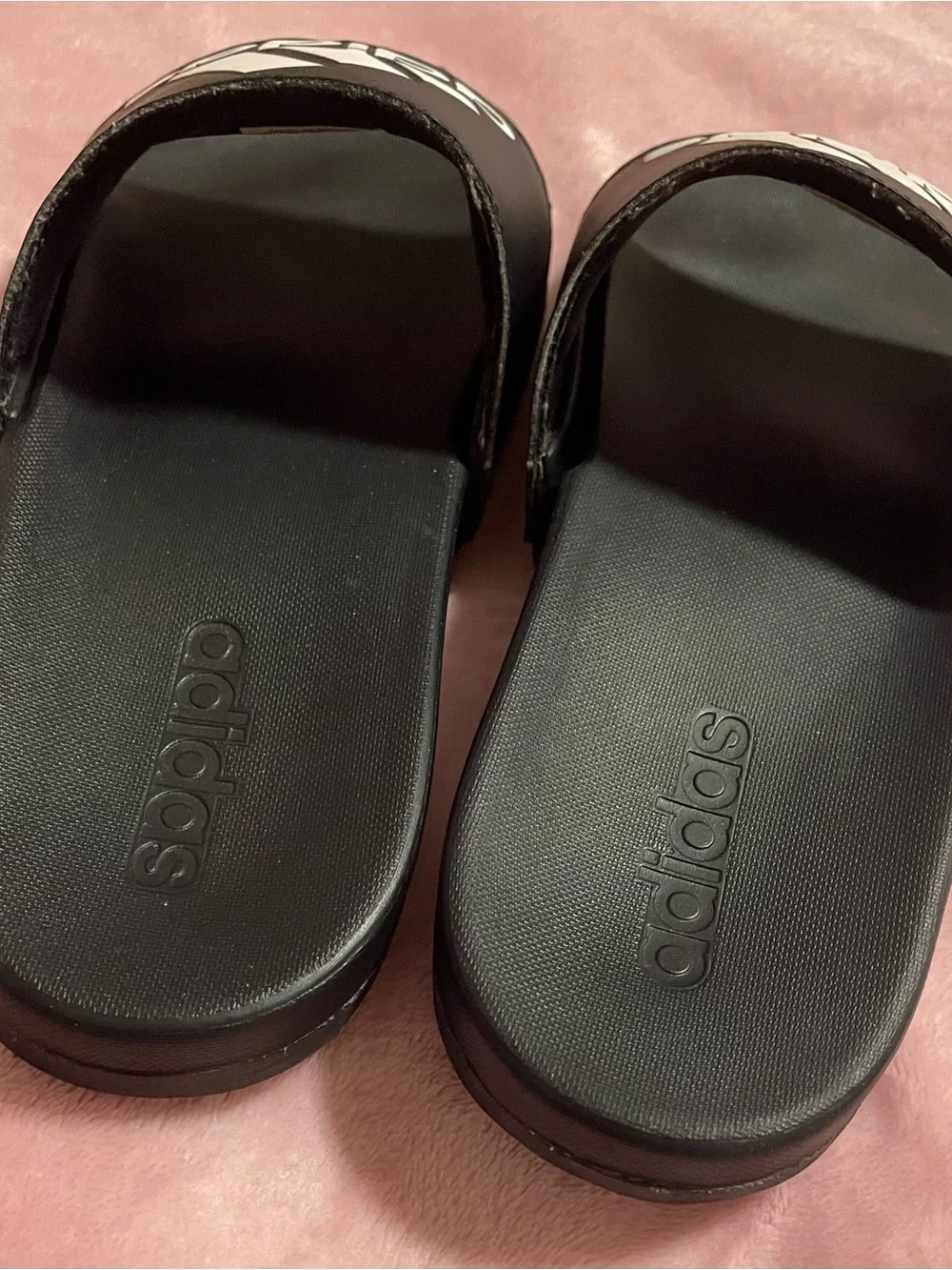 adidas black adilette